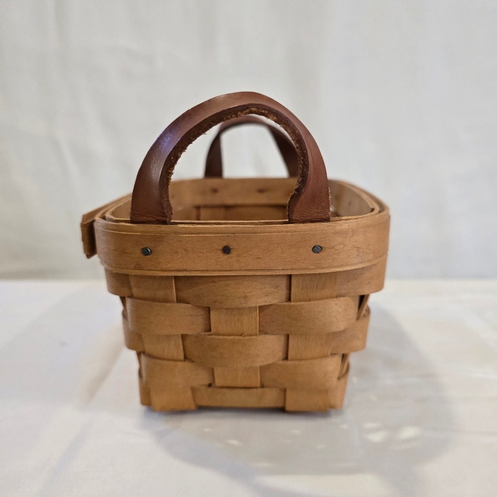 Longaberger Basket Handwoven Dresden OH 1998 Small Woven Basket Leather Handles - Picture 4 of 10